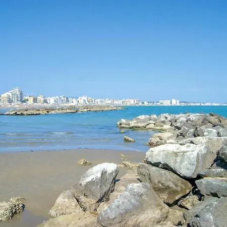 Quadri Διαμέρισμα *